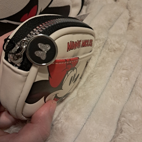 Primark Disney Minnie Mouse Kids Backpack With FREE Monogramed Wallet - Picture 4 of 8